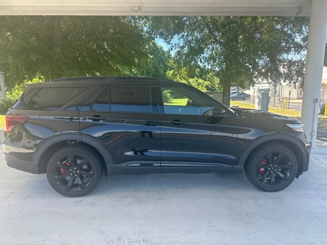 Used 2022 Ford Explorer ST w/ ST Street Pack AWD/4WD image 2