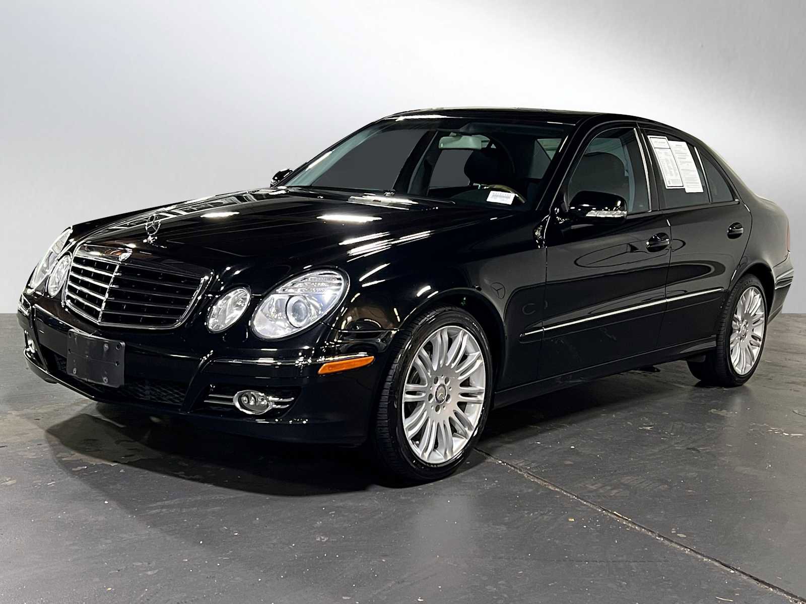 Used 2008 Mercedes-Benz E 350 4MATIC Sedan image 7