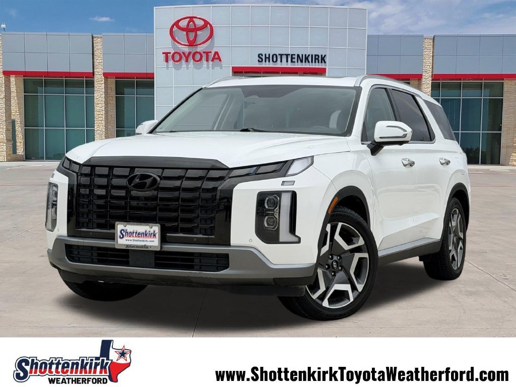 Used 2023 Hyundai Palisade Limited FWD image 1