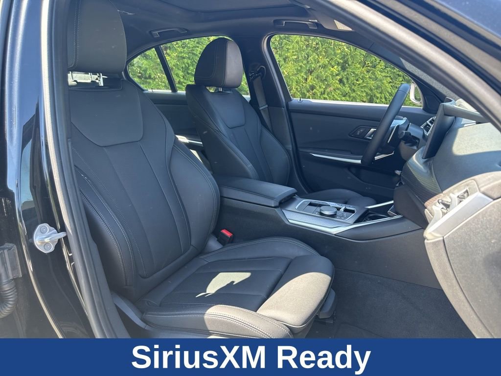 Used 2025 BMW 330i xDrive Sedan AWD/4WD image 15