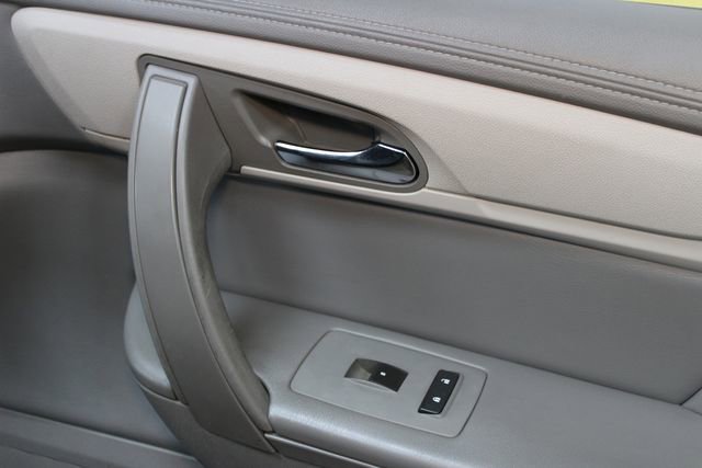 Used 2017 Chevrolet Traverse LT FWD image 9