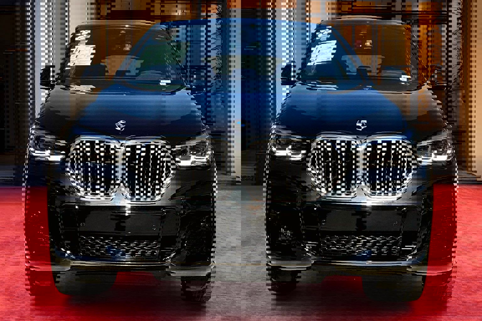 Used 2023 BMW X6 xDrive40i w/ M Sport Package image 2