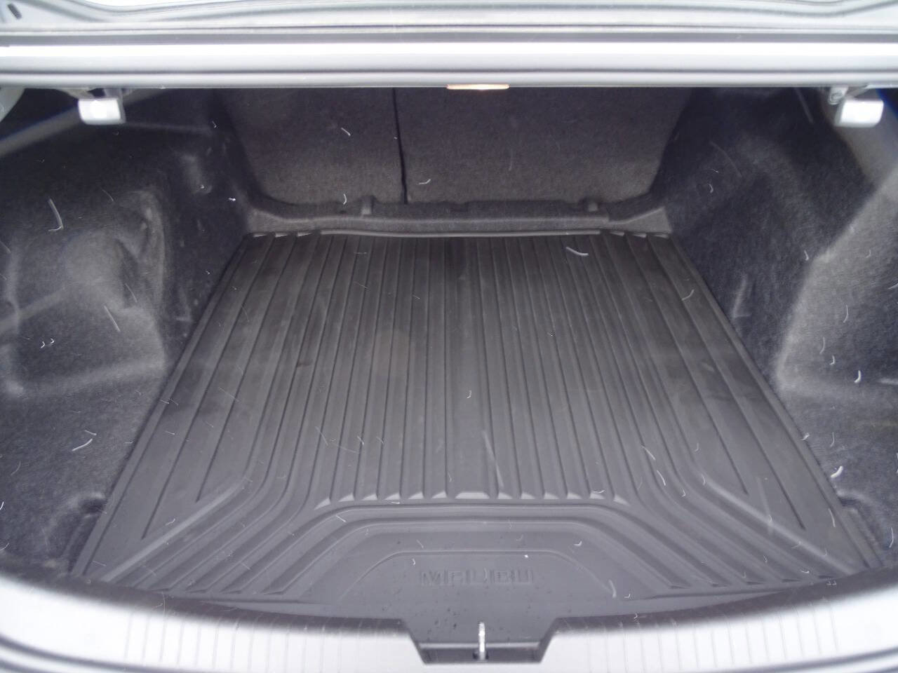 Used 2019 Chevrolet Malibu LS image 28