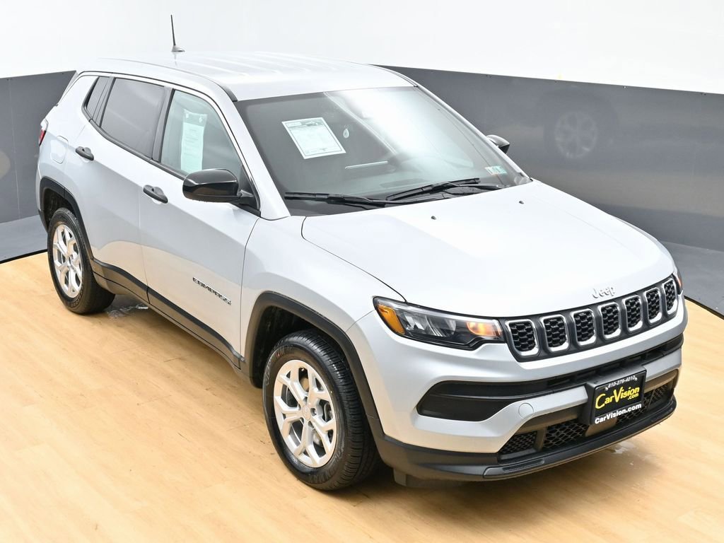 Used 2024 Jeep Compass Sport image 42