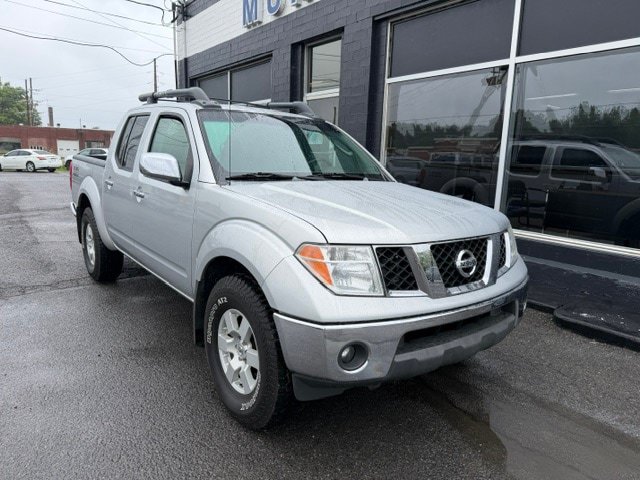 Used 2006 Nissan Frontier NISMO w/ (J01) Sunroof Pkg AWD/4WD image 1