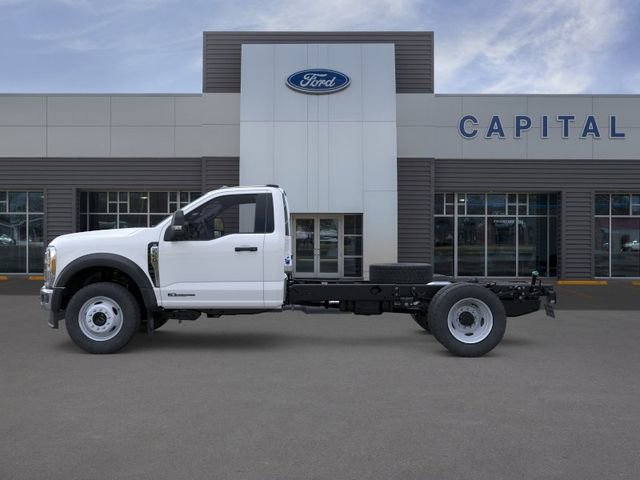 New 2025 Ford F550 4x4 Regular Cab Super Duty image 3