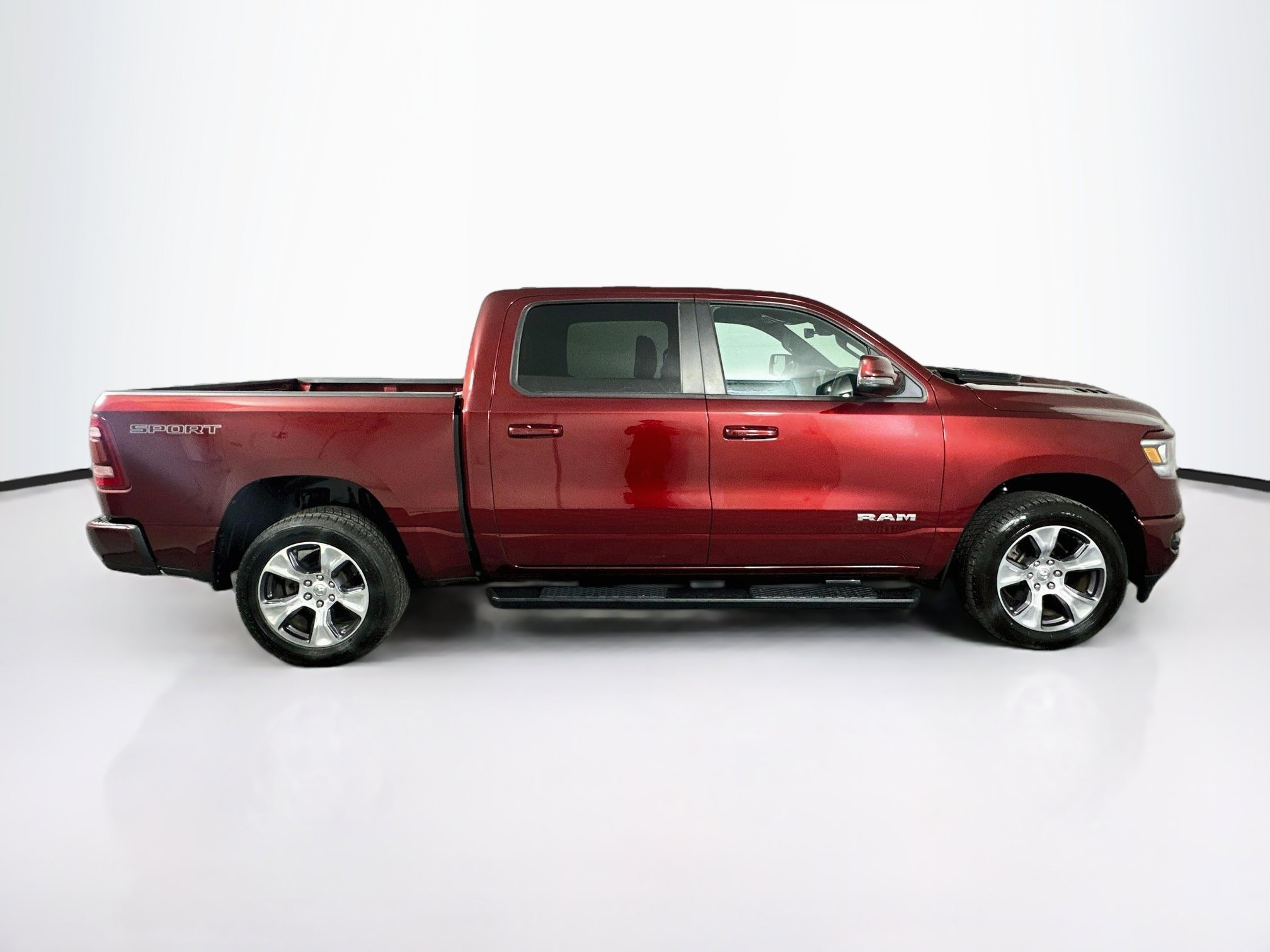 Used 2023 RAM 1500 Laramie AWD/4WD image 10