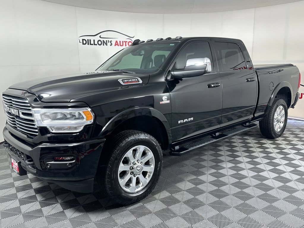 Used 2022 RAM 3500 Laramie AWD/4WD image 2