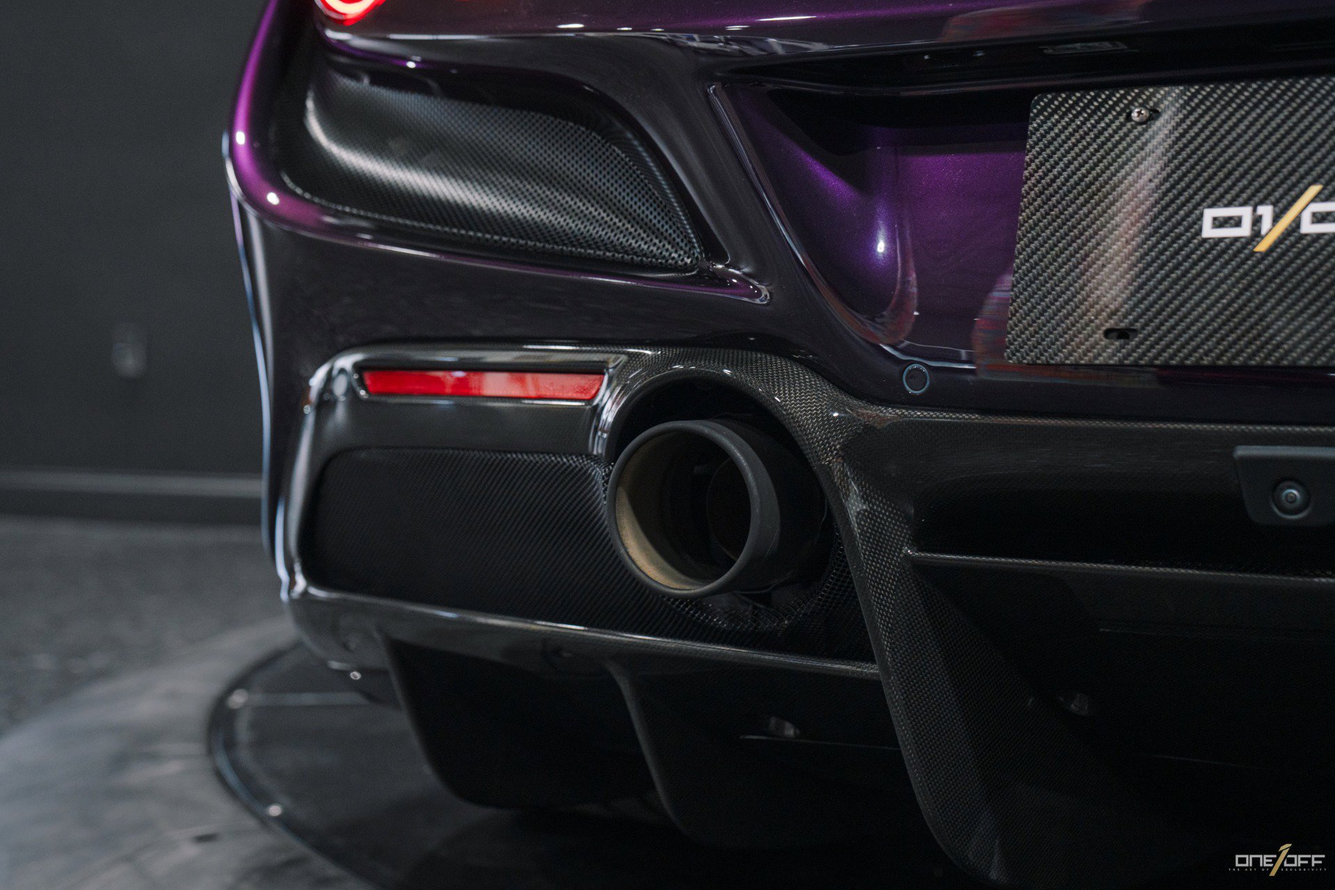 Used 2022 Ferrari F8 Tributo RWD image 13