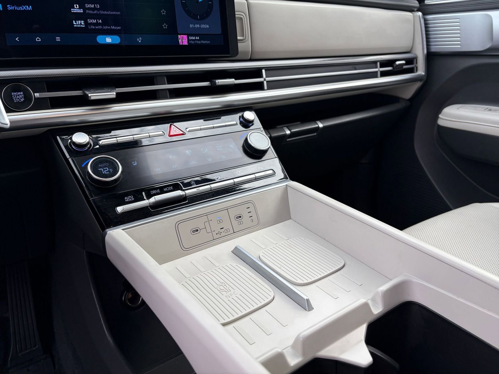 Used 2025 Hyundai Santa Fe SEL image 42