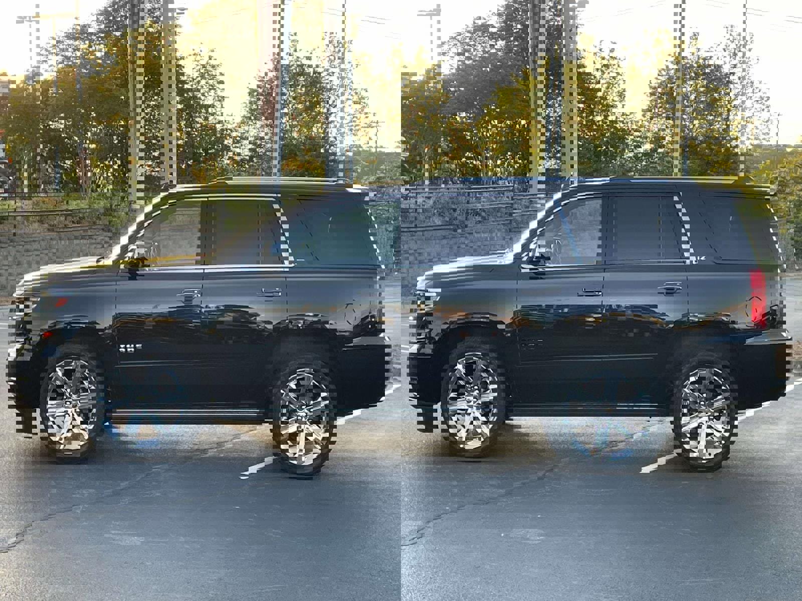 Used 2016 Chevrolet Tahoe LTZ image 4