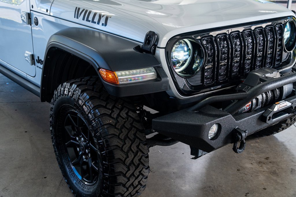 Used 2024 Jeep Wrangler Willys image 16