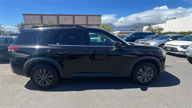 Used 2022 Nissan Pathfinder SV image 6