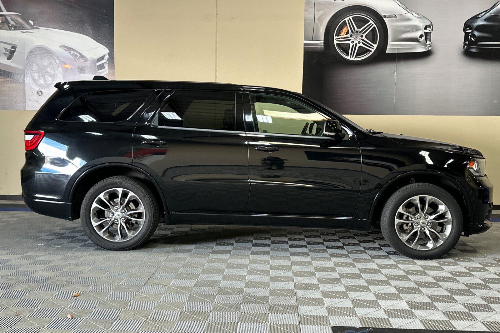 Used 2019 Dodge Durango GT AWD/4WD image 3