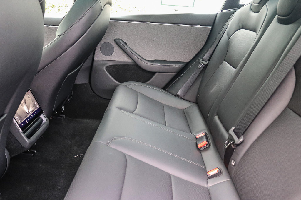 Used 2026 Tesla Model 3 RWD image 16