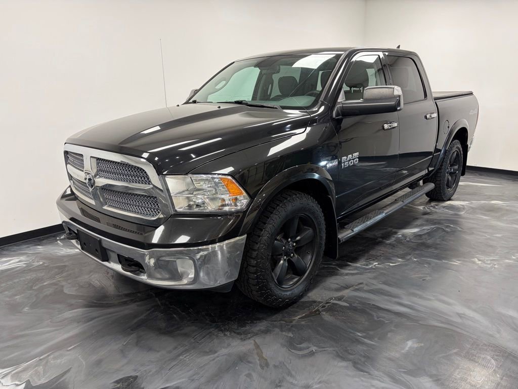 Used 2018 RAM 1500 SLT image 16