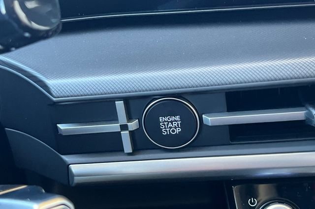 New 2026 Hyundai Santa Fe SEL FWD image 23