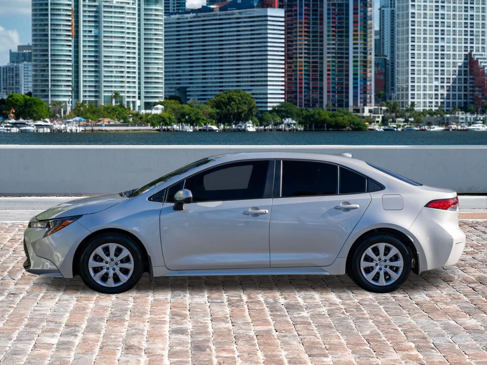 Used 2025 Toyota Corolla LE FWD image 8