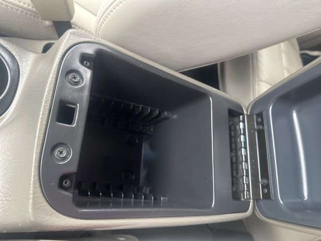 Used 2005 Jeep Liberty Limited AWD/4WD image 26