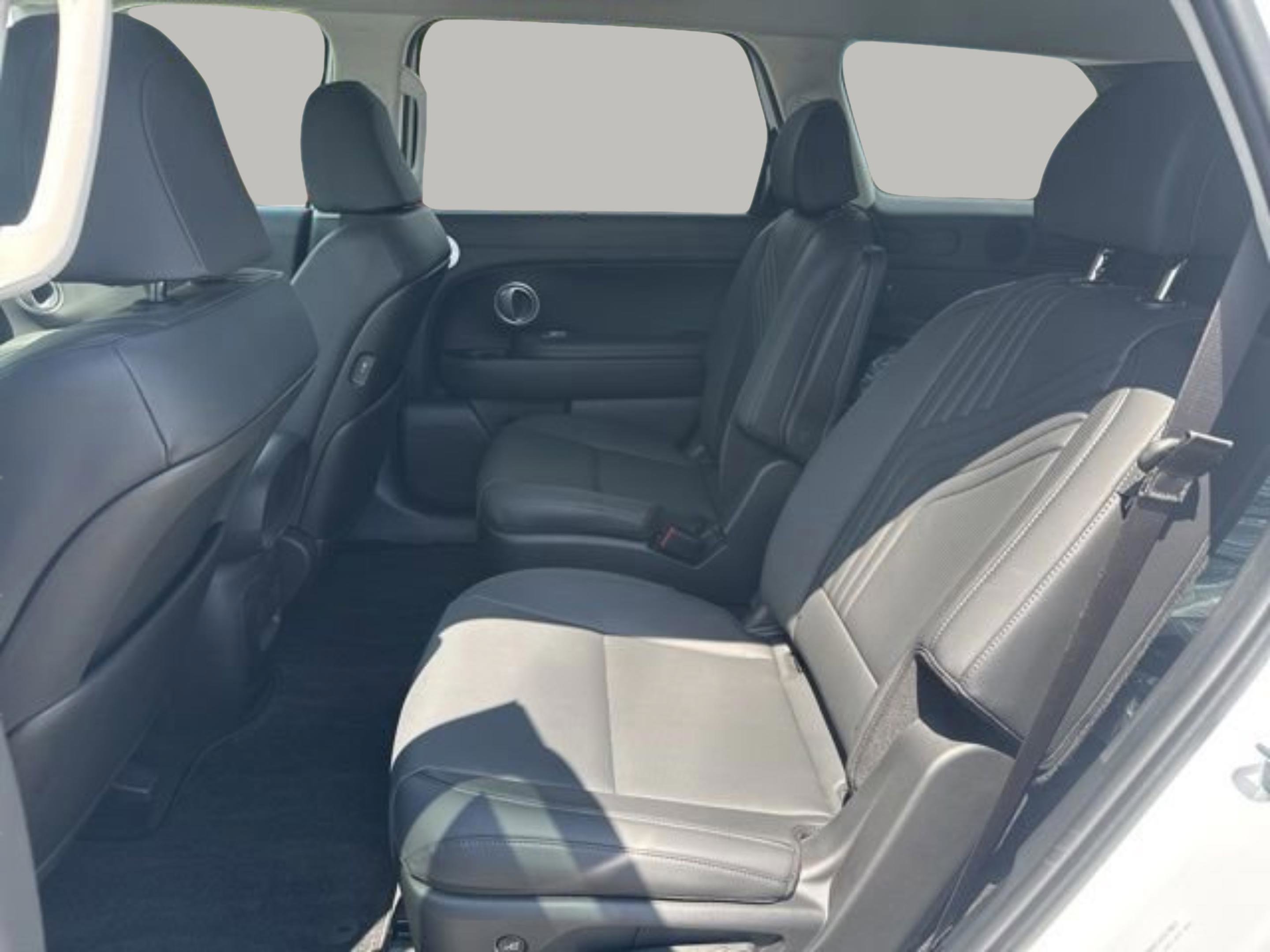 Certified 2026 Hyundai Palisade SEL FWD image 32