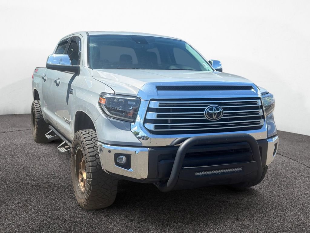 Used 2021 Toyota Tundra Limited w/ Limited Premium Package AWD/4WD image 5