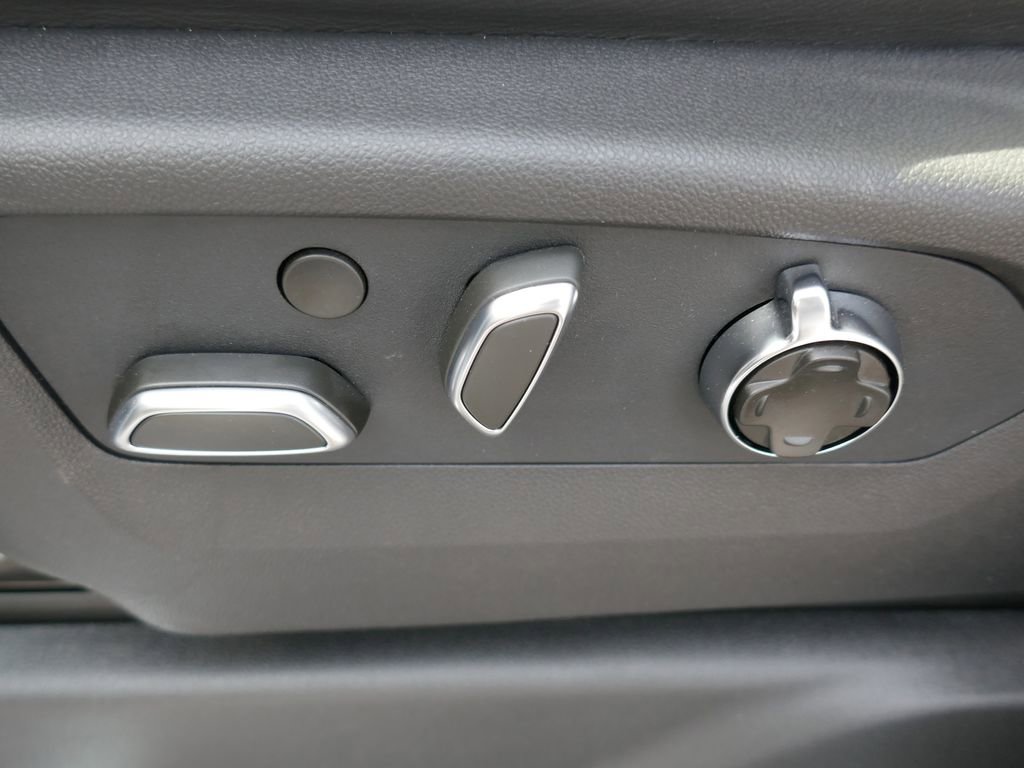 New 2026 GMC Sierra 2500 AT4X AWD/4WD image 25