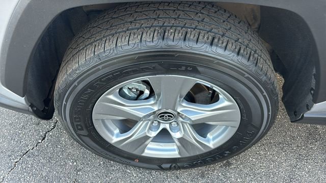 Used 2025 Toyota RAV4 LE AWD/4WD image 35