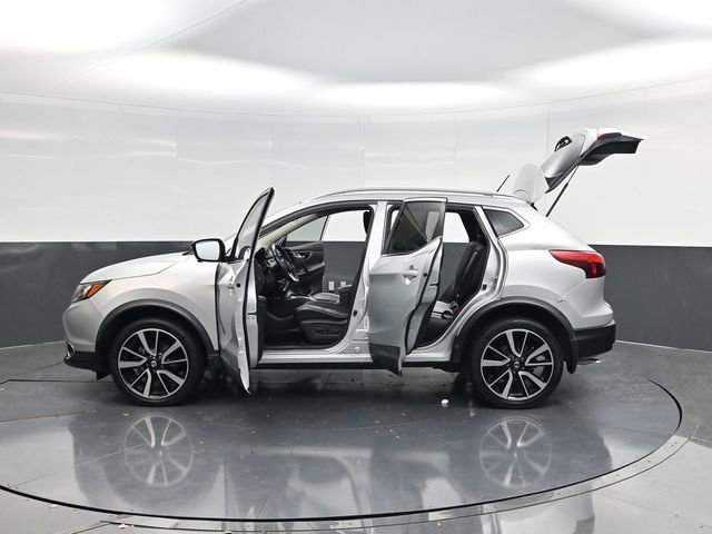 Used 2017 Nissan Rogue Sport SL image 53