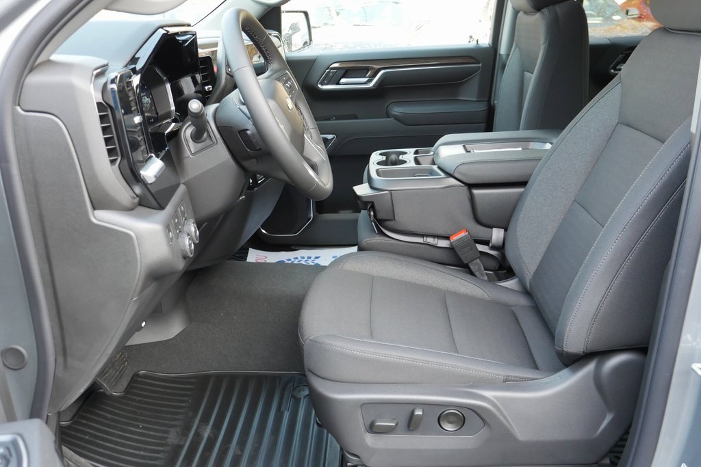 New 2026 Chevrolet Silverado 1500 LT image 8