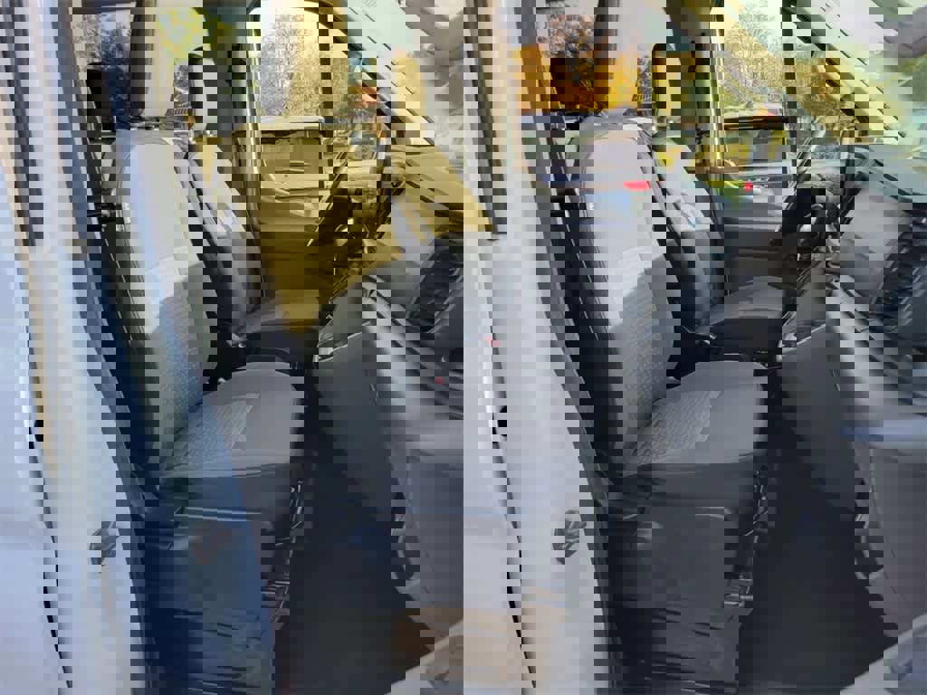 Used 2022 Ford Transit 350 XLT image 15