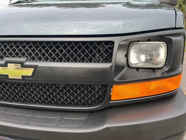 Used 2014 Chevrolet Express 1500 RWD image 11
