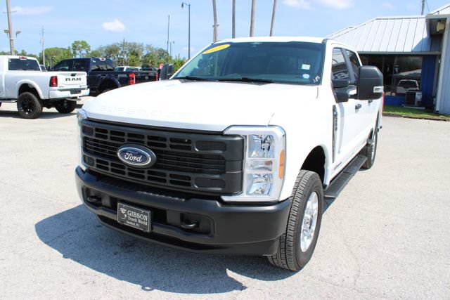 Used 2025 Ford F250 XL w/ XL Off-Road Package AWD/4WD image 3