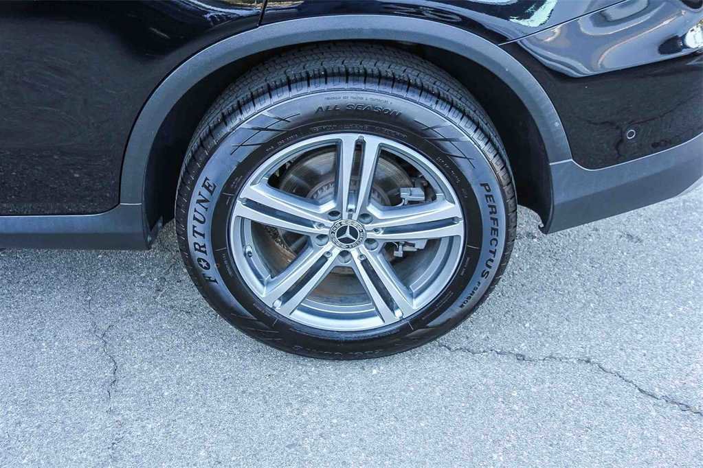 Used 2021 Mercedes-Benz GLC 300 GLC 300 image 10