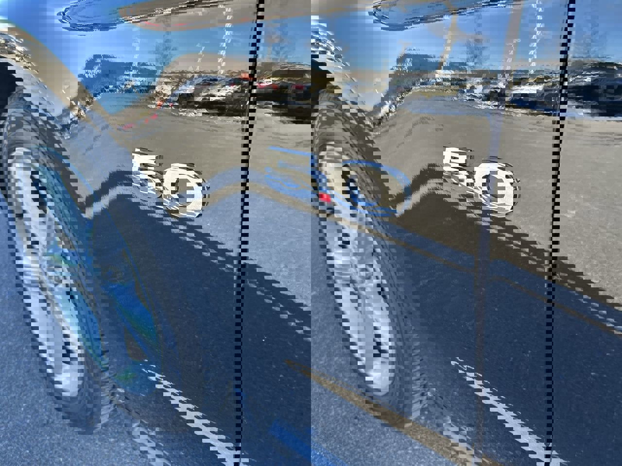 Used 2011 Ford Mustang GT Premium image 10