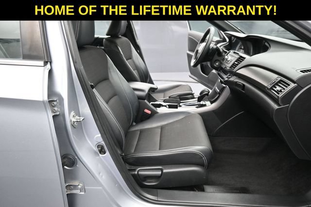 Used 2016 Honda Accord Sport image 44