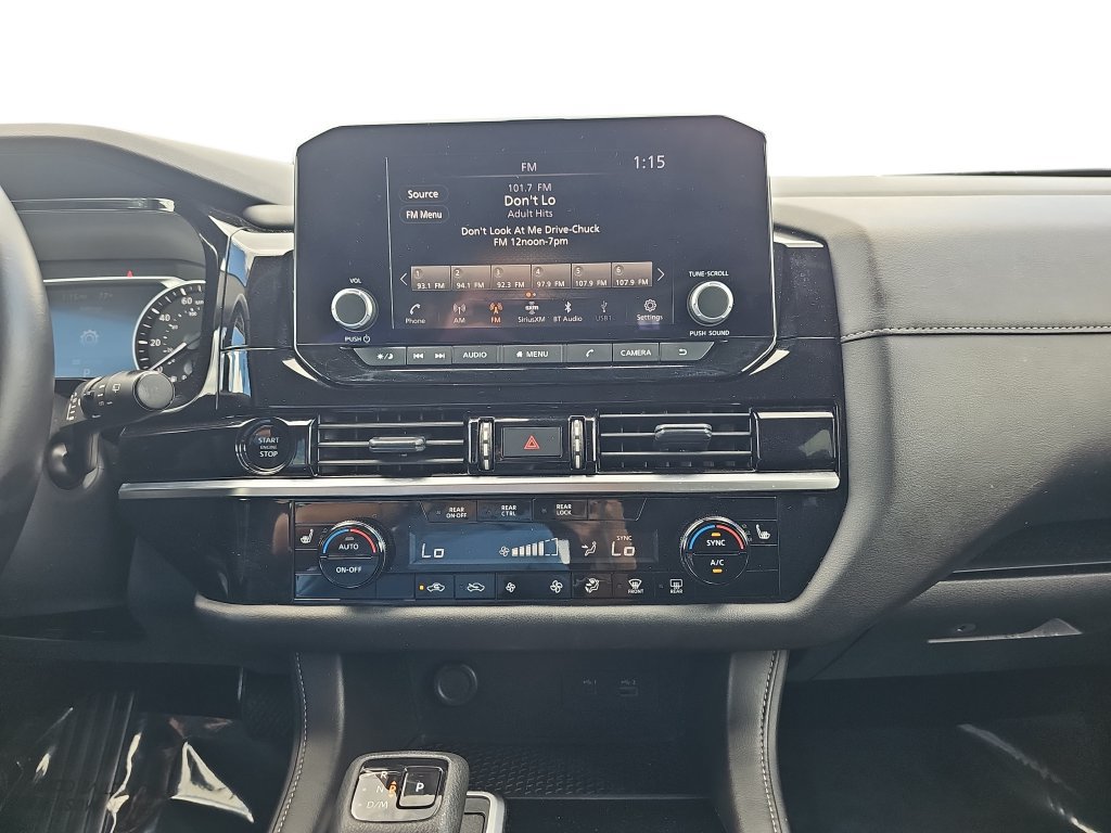 Used 2025 Nissan Pathfinder SV FWD image 20