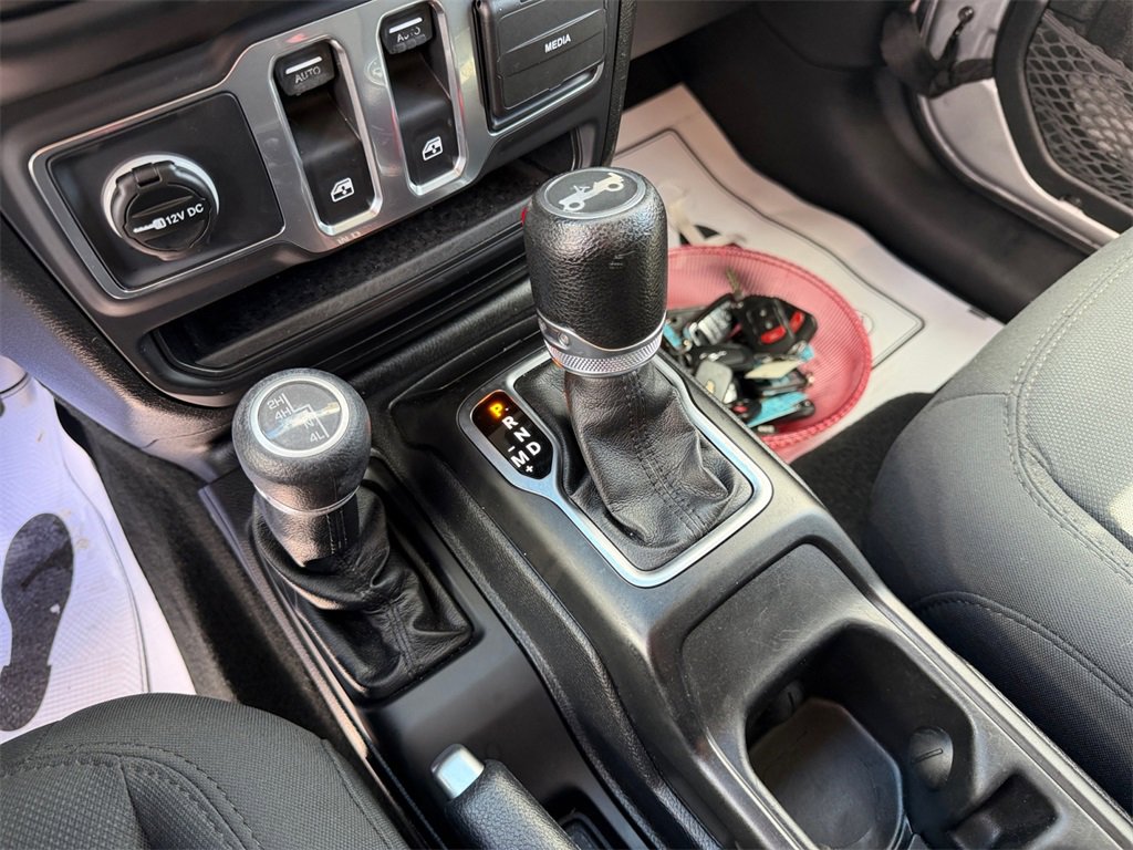 Used 2019 Jeep Wrangler Sport image 21