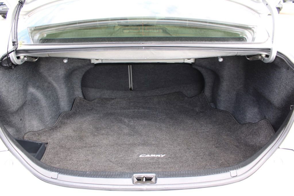 Used 2009 Toyota Camry LE FWD image 10