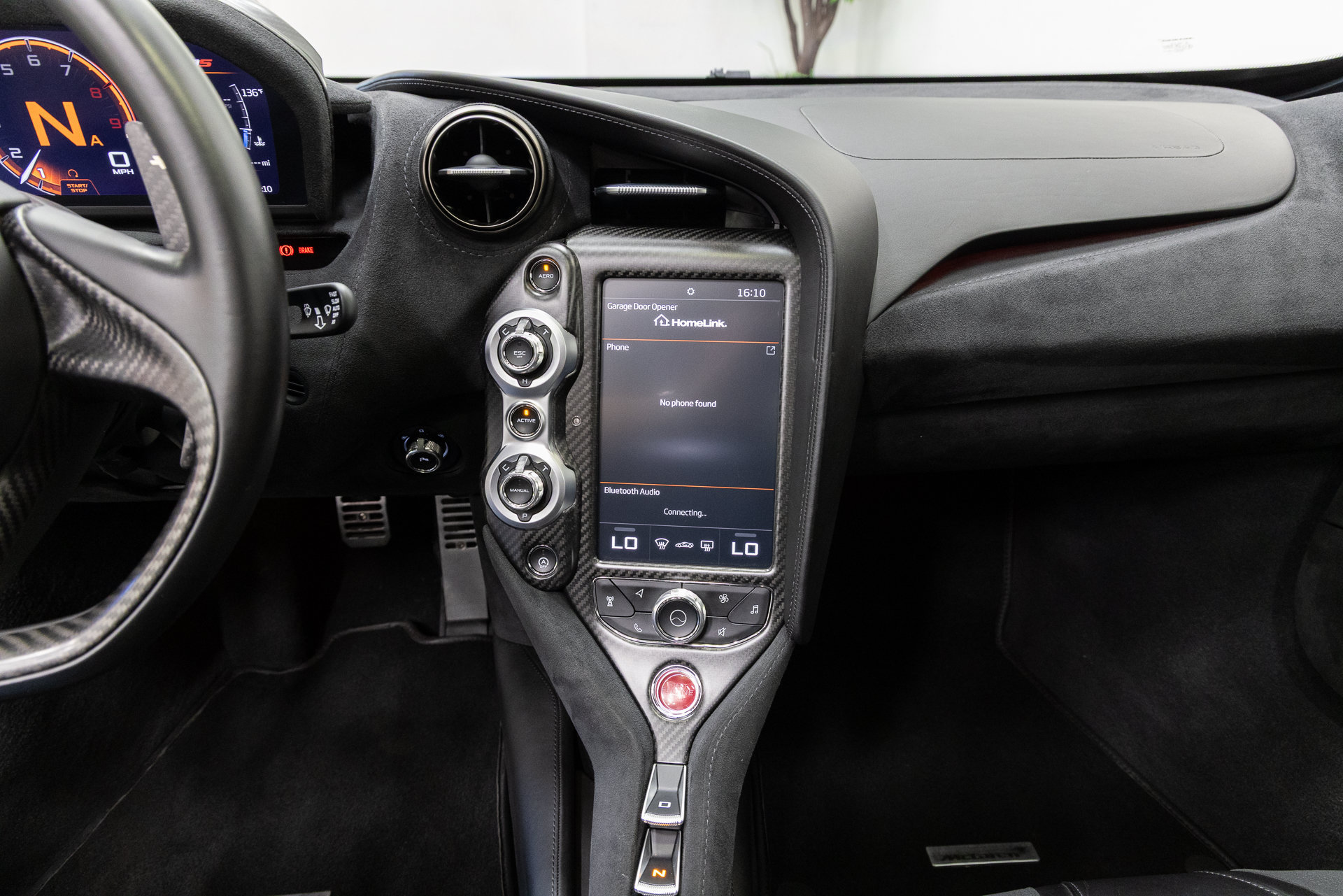 Used 2019 McLaren 720S Performance RWD image 17
