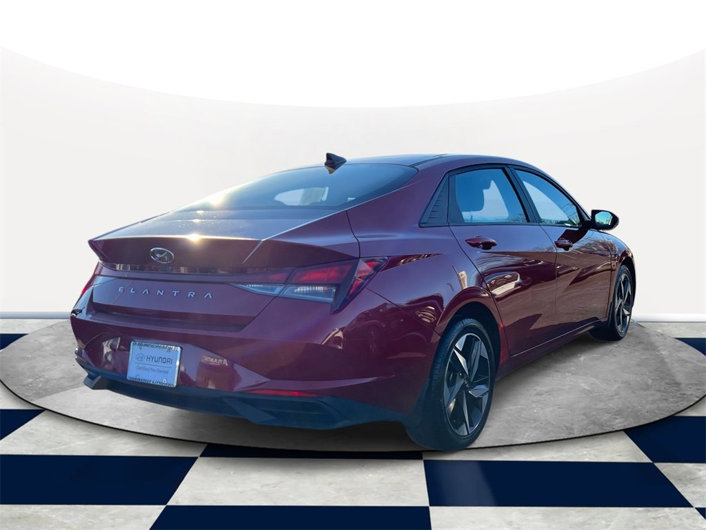 Certified 2023 Hyundai Elantra SEL w/ Convenience Package image 4