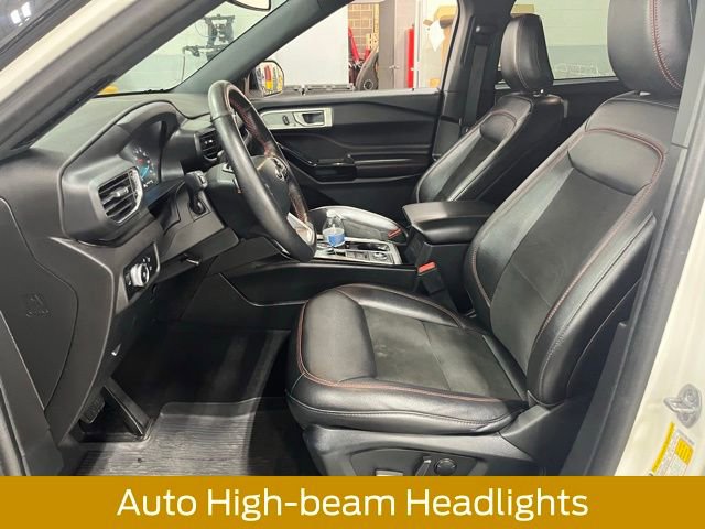 Used 2023 Ford Explorer ST-Line AWD/4WD image 14