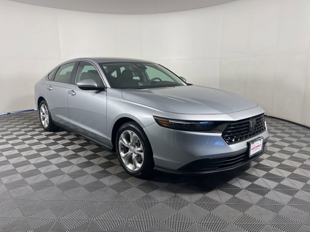 Certified 2023 Honda Accord LX image 6