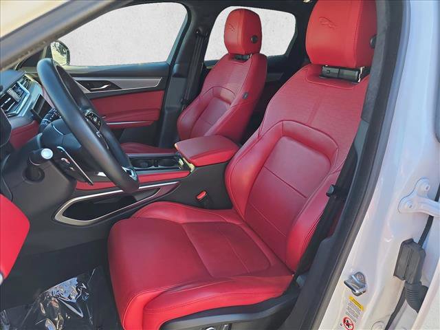 Certified 2025 Jaguar F-PACE R-Dynamic S image 15