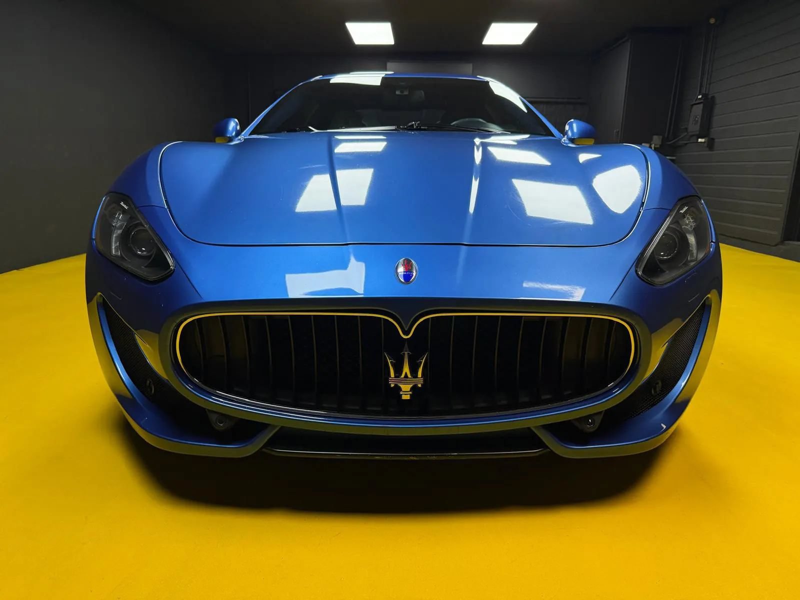 Used 2013 Maserati GranTurismo MC RWD image 2