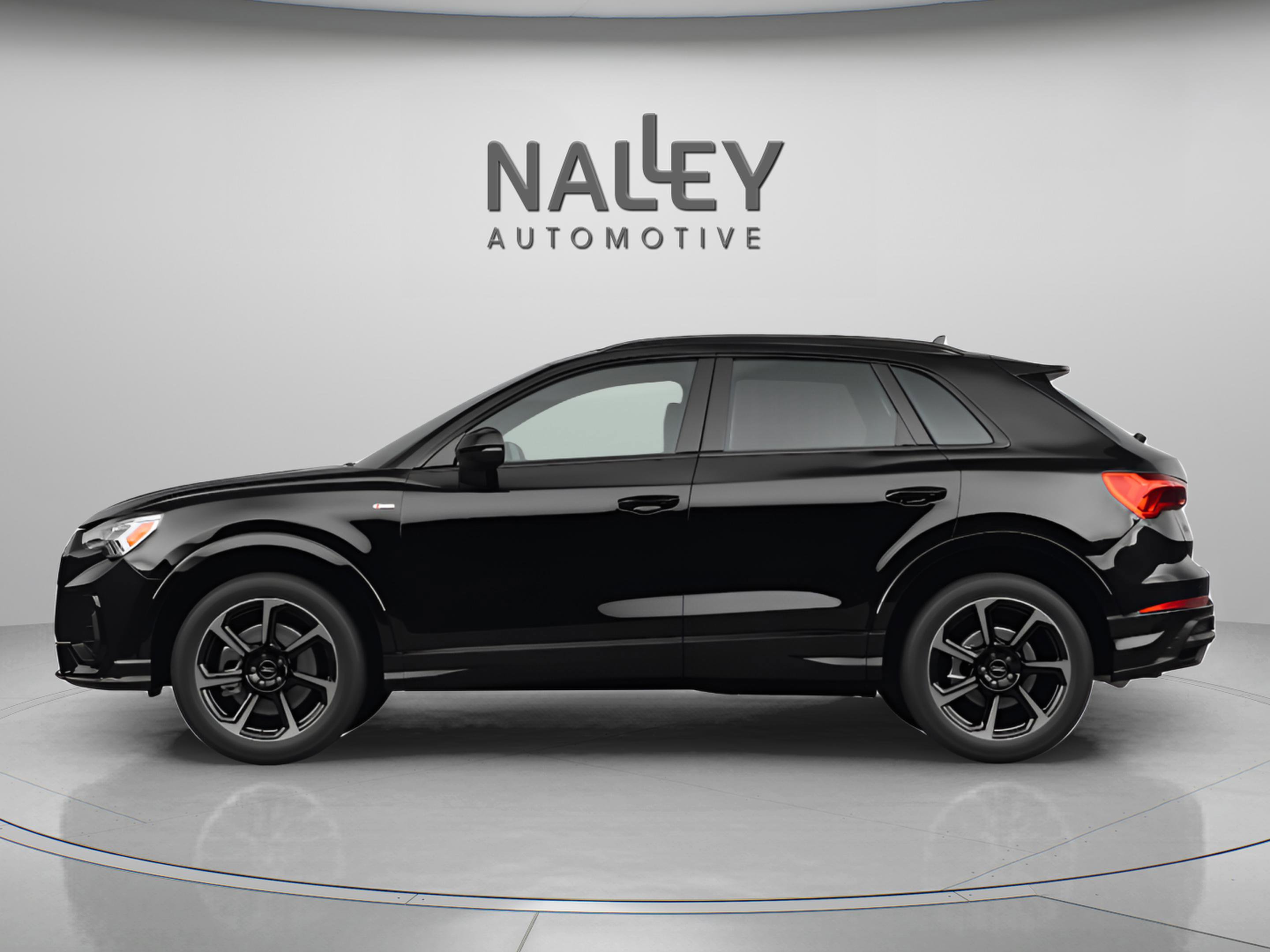 New 2025 Audi Q3 2.0T Premium Plus image 3