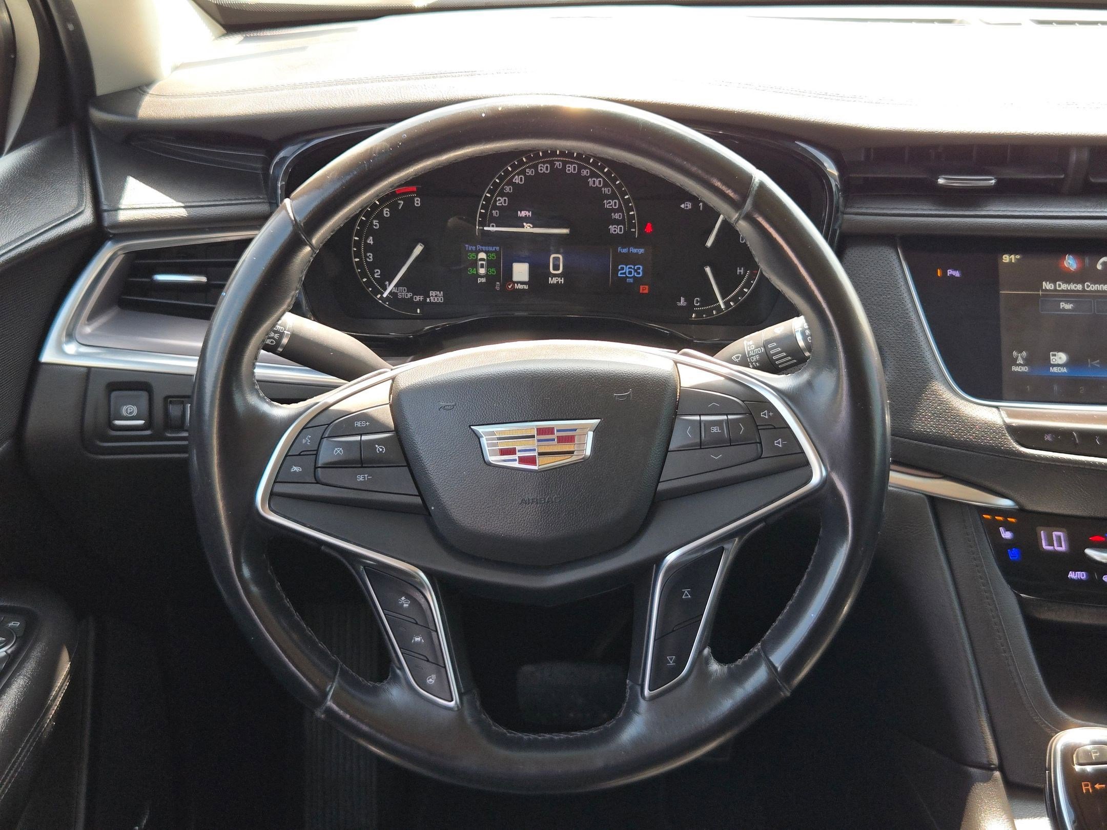 Used 2018 Cadillac XT5 Premium Luxury FWD image 18