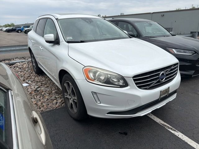 Used 2015 Volvo XC60 T6 Premier Plus AWD/4WD image 1