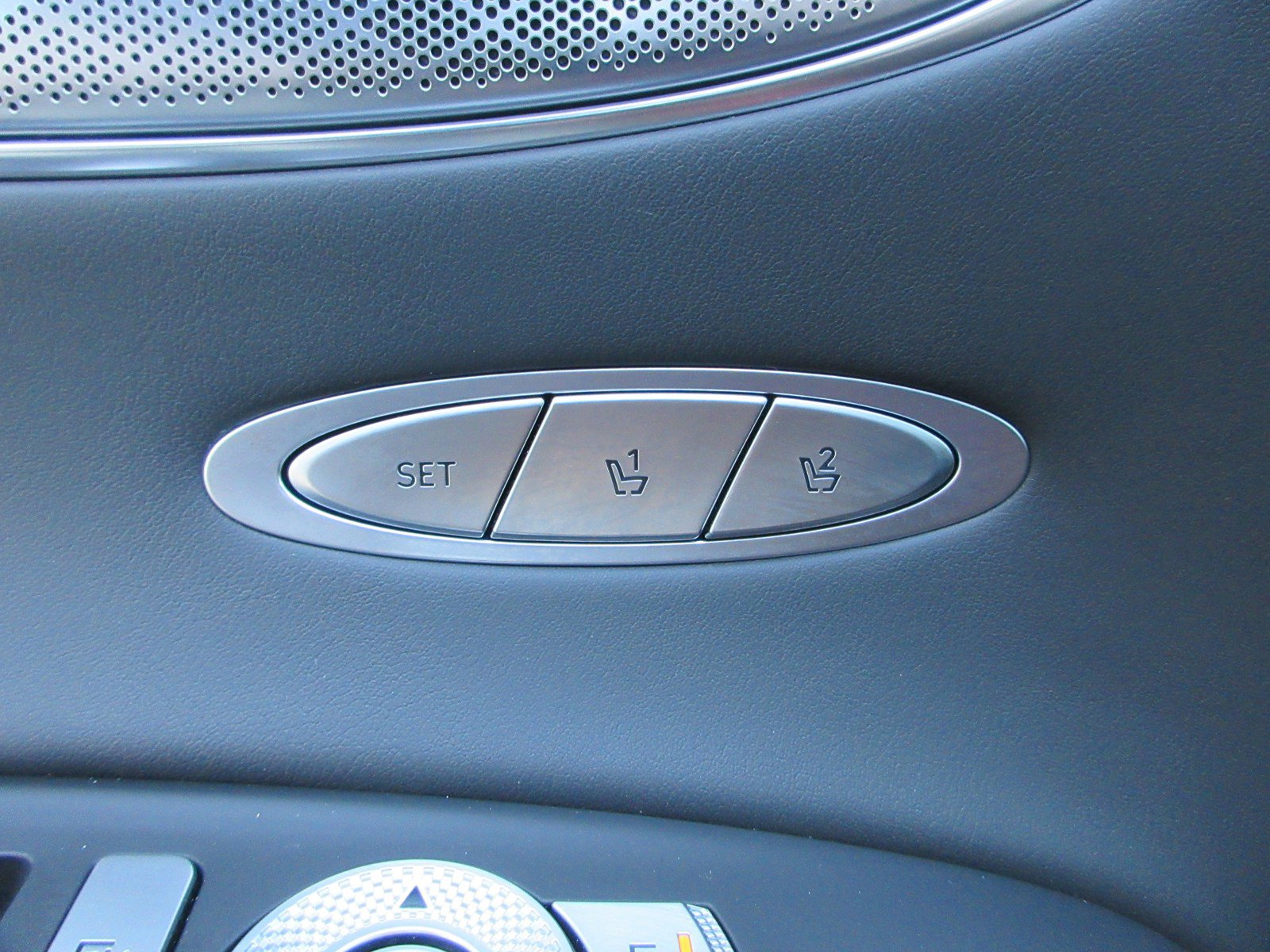 Used 2023 Genesis GV70 3.5T Sport w/ Sport Prestige Package image 31