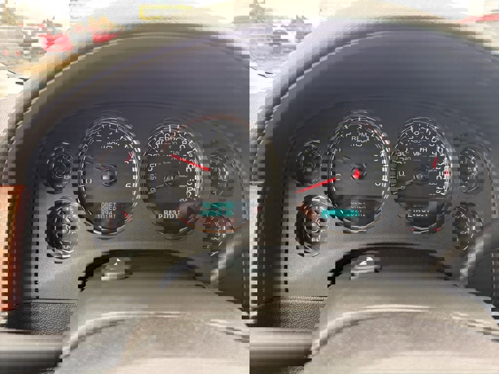 Used 2007 Chevrolet Suburban LTZ w/ LTZ Preferred Equipment Group image 15