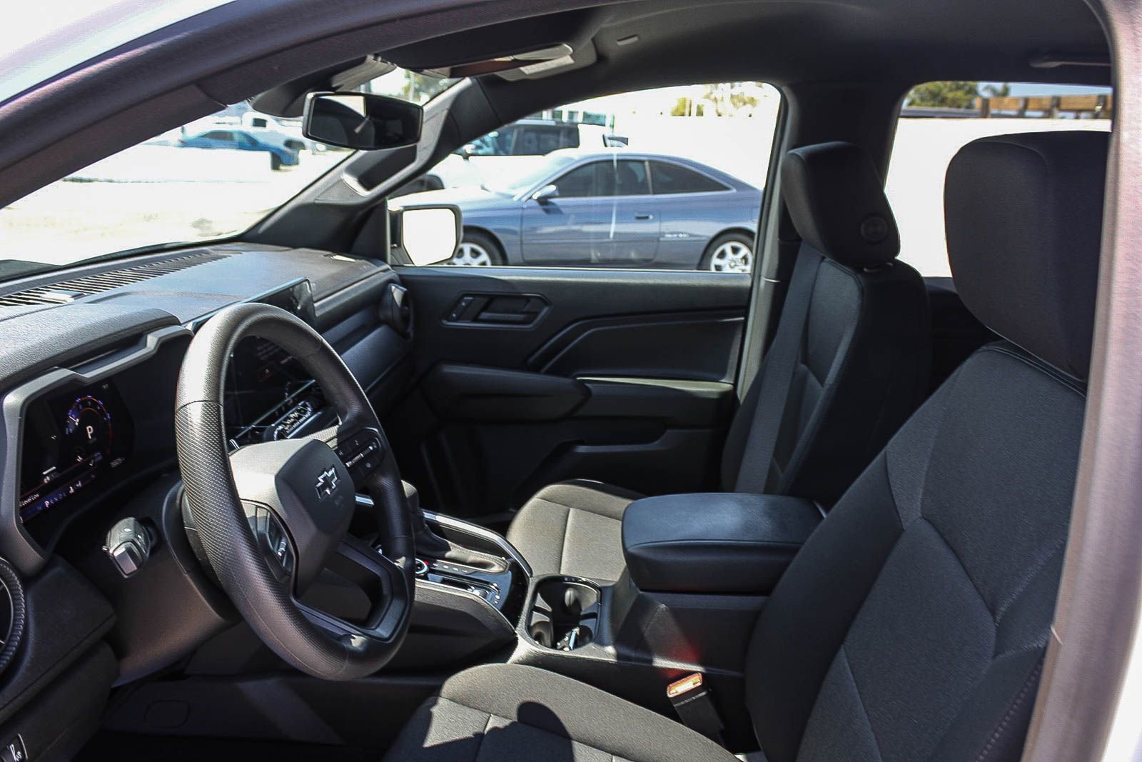 Used 2024 Chevrolet Colorado Trail Boss w/ Technology Package image 17
